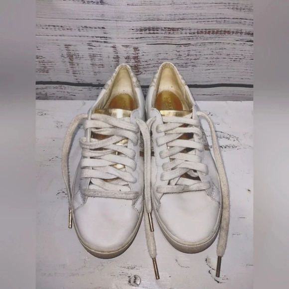 Michael Kors Irving White & Gold Sneaker size 5.5M Lace Up Athletic Casual - Picture 4 of 6